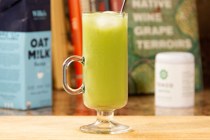 The Best Iced Oat Milk Matcha Latte